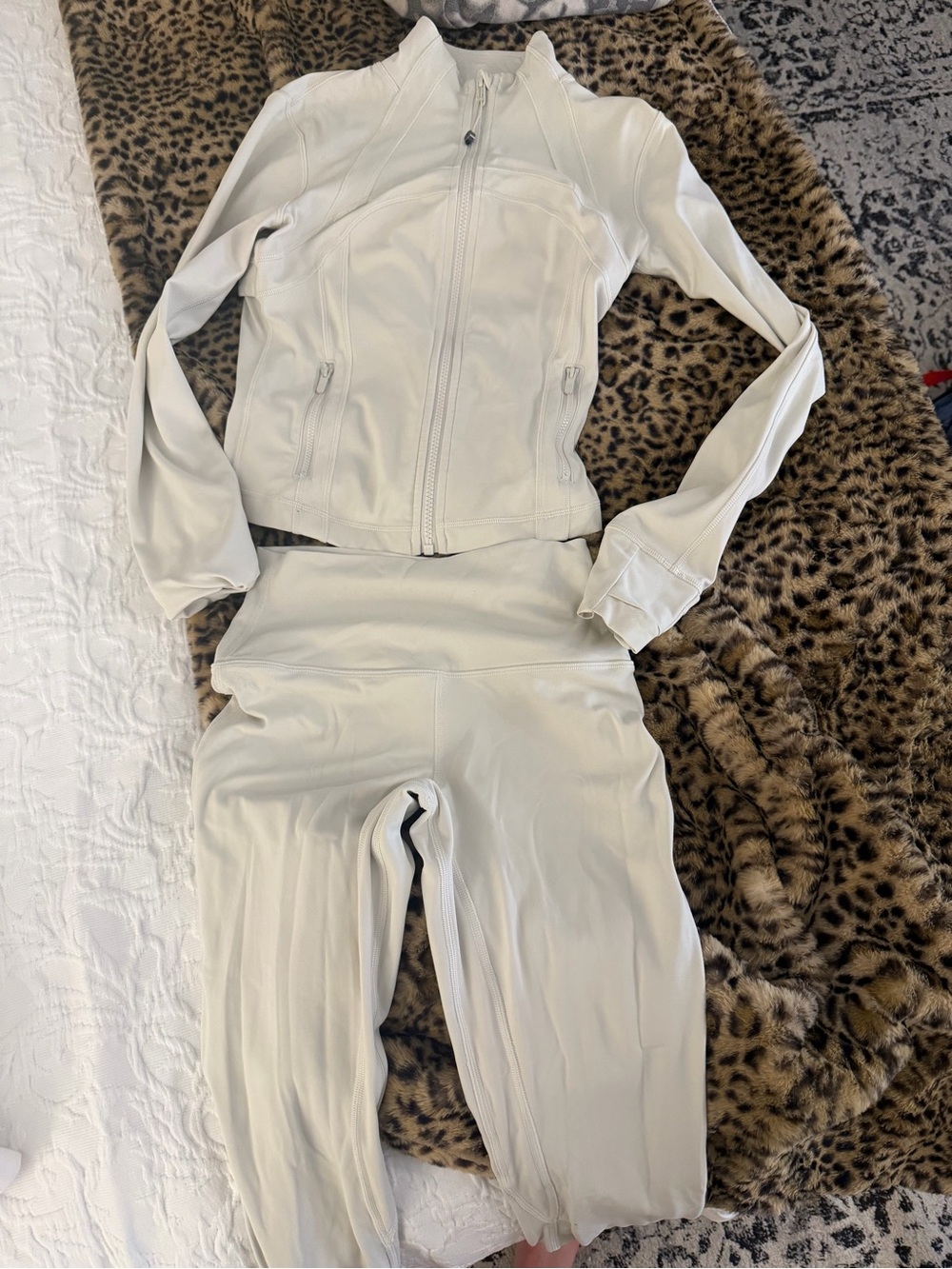 Lulu lemon ivory SET